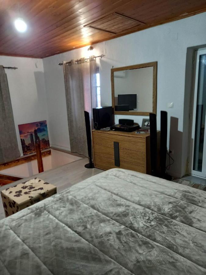 Fofi Apartment Agioi Deka  Екстериор снимка